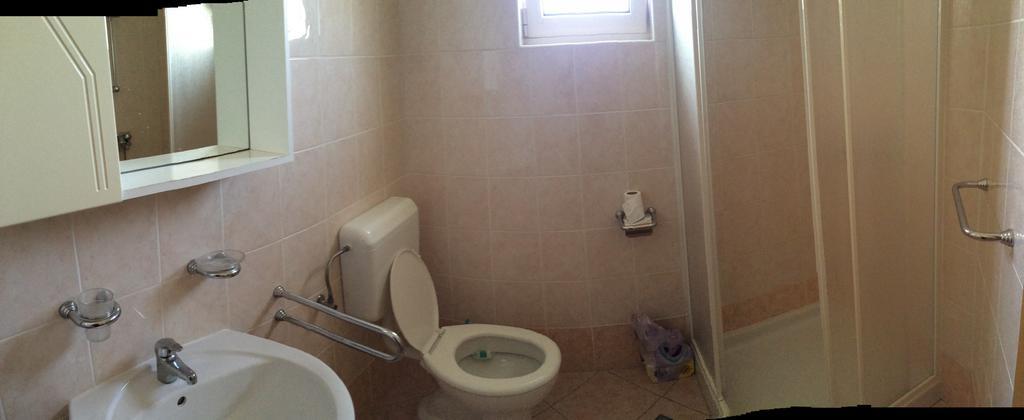 Apartments Bodi Ровин Екстериор снимка