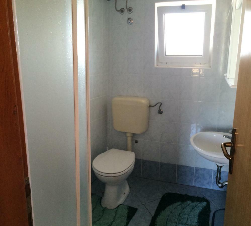 Apartments Bodi Ровин Екстериор снимка