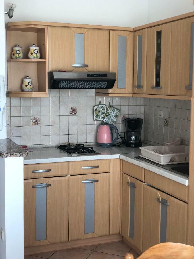 Apartments Bodi Ровин Екстериор снимка
